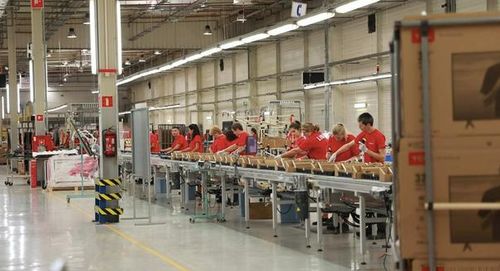 中國(guó)彩電巨頭崛起全球，銷量躍居世界第三的啟示